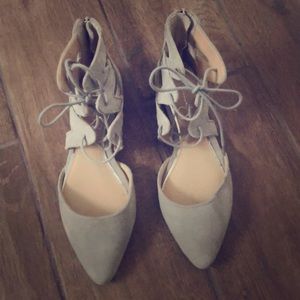 Gray Lace-up flat